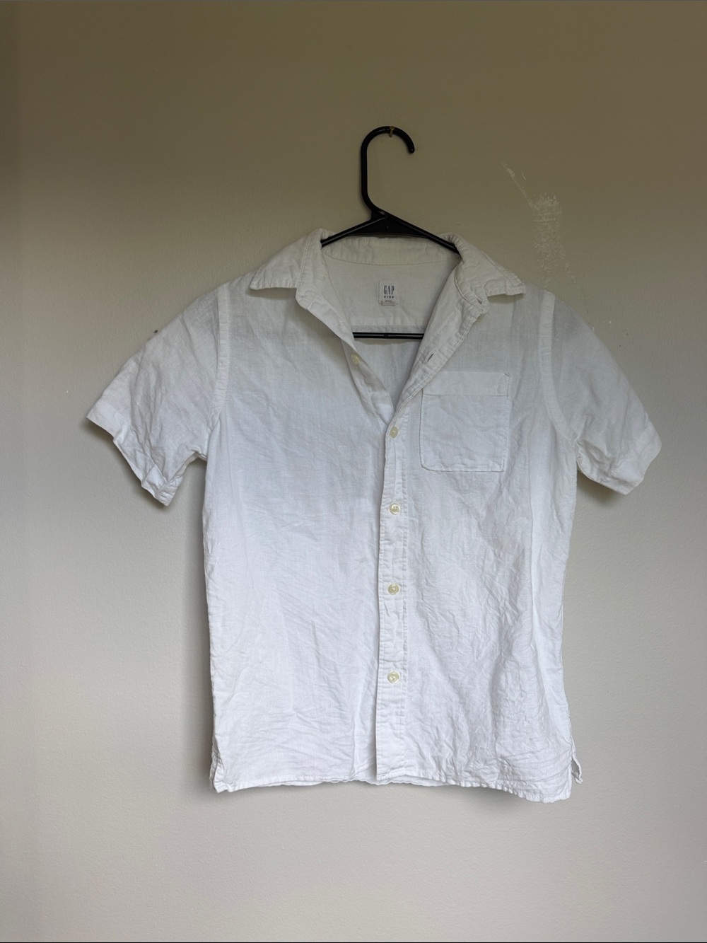 Gap Boy’s Large White Short-Sleeve Button-Up Shirt